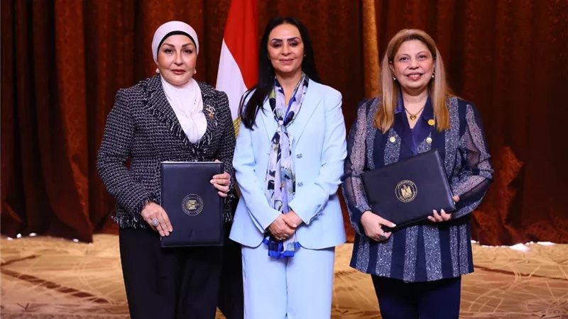 وزيرة التضامن تشهد توقيع بروتوكولين لدعم الصناعات الريفية وتمكين ذوي الإعاقة اقتصاديًا