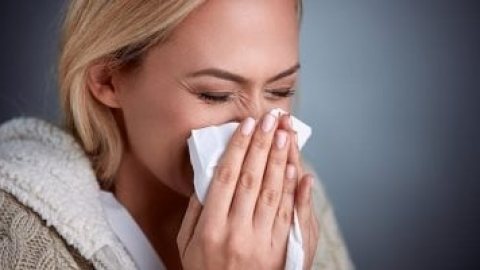 تقلبات الطقس.. 5 نصائح تساعدك على تجنب الإصابة بنزلات البرد والأنفلونزا