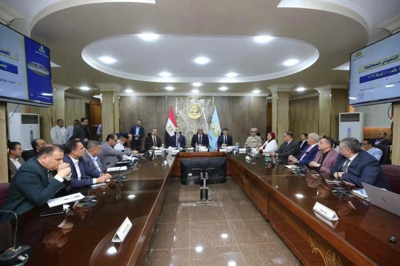 اجتماع لبحث تحسين مستوى الخدمات وتعزيز التنسيق بين الأجهزة التنفيذية في كفرالشيخ