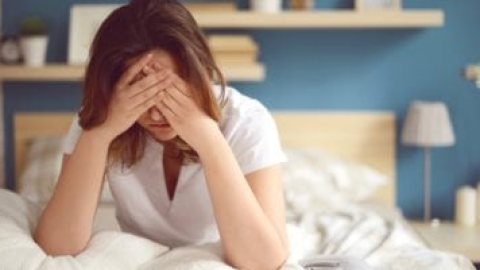 بعد الـ30.. 9 عادات يومية تحافظ على صحة هرموناتك وتقلل اضطرابات النوم