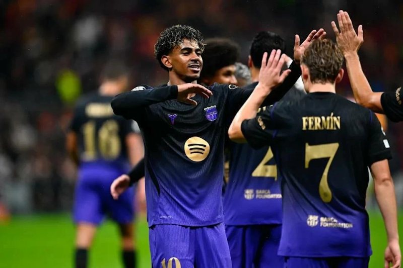 القنوات الناقلة لمباراة برشلونة ضد ريال بيتيس في الدوري الإسباني.. والمعلق
