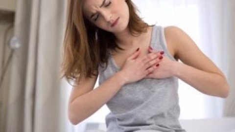 نوبة قلبية فى الثلاثينيات.. علامات يجب الإنتباه لها