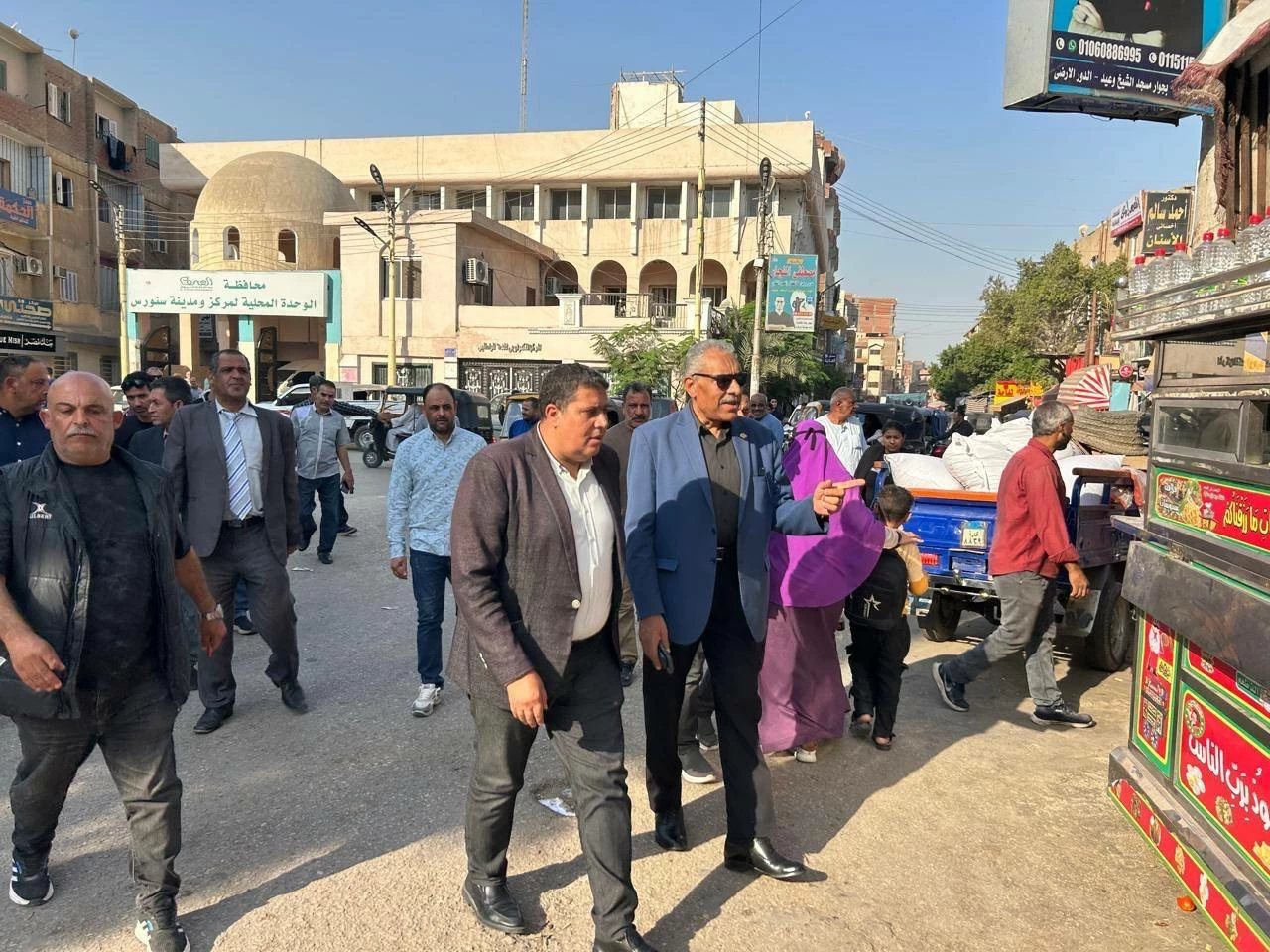 حملات لإزالة الإشغالات ومواجهة مخالفات التوك توك ومصانع تخليل الزيتون بسنورس