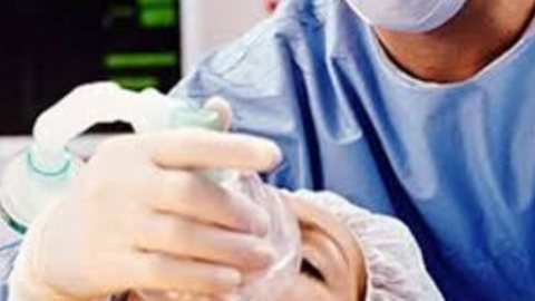 هل يسمع المريض وهو تحت التخدير أثناء الجراحة.. دراسات تكشف نتائج مفاجئة