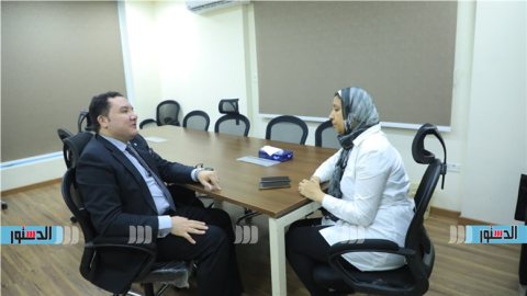أستاذ تمويل : تقرير البنك الدولي "شهادة ثقة" جديدة بحق الاقتصاد المصري