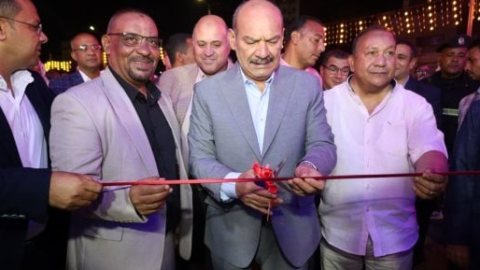 محافظ السويس يفتتح مبادرة «خير السويس» لطرح السلع بتخفيضات تصل لـ25%