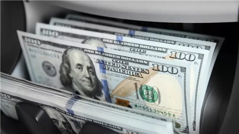 صعود قوي .. الدولار الأمريكي يحصد مكاسب عالمية بنسبة 0.07% اليوم