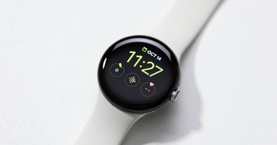 تحديث جديد لساعة Pixel Watch 4 يضيف أداة جوجل لإنشاء واجهات بالذكاء الاصطناعى