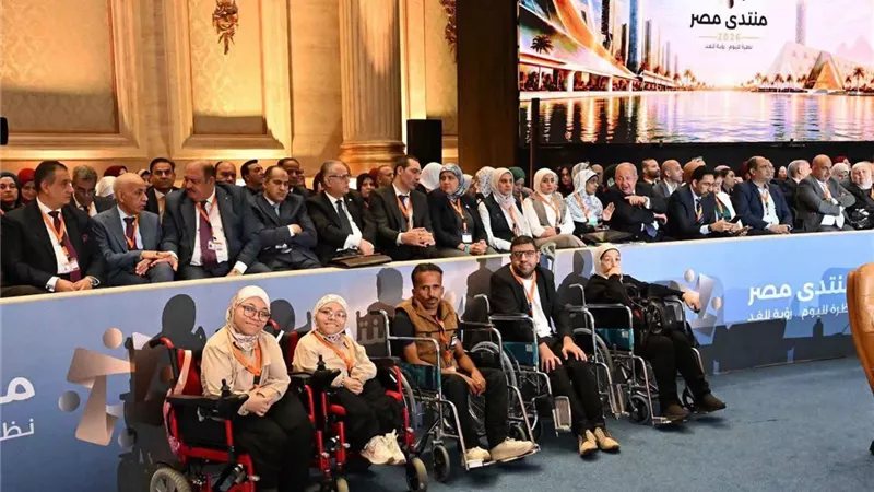 «أكرمتنا ورفعت راسنا.. بندعيلك وبندعي لمصر».. كبار السن يروون حكاية فرحتهم بدعوة الرئيس السيسي للمشاركة في منتدى مصر 2026