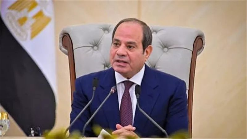 عاجل ـ السيسي يحذر من مخاطر السوشيال ميديا: محاولات لشحن المواطنين وتدمير الدول.. والأسرة تتحمل المسؤولية