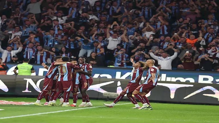 لحظة بلحظة.. طرابزون سبور ضد كوبس في دوري المؤتمر 2-0.. (نهاية الشوط الأول)