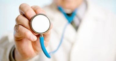 ارتفاع الكوليسترول رغم اتباع نظام غذائى صحى.. طبيب يوضح السبب وعوامل الخطر
