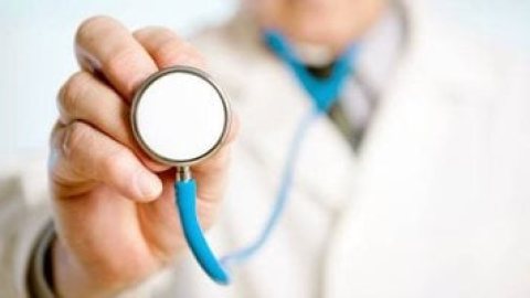 ارتفاع الكوليسترول رغم اتباع نظام غذائى صحى.. طبيب يوضح السبب وعوامل الخطر