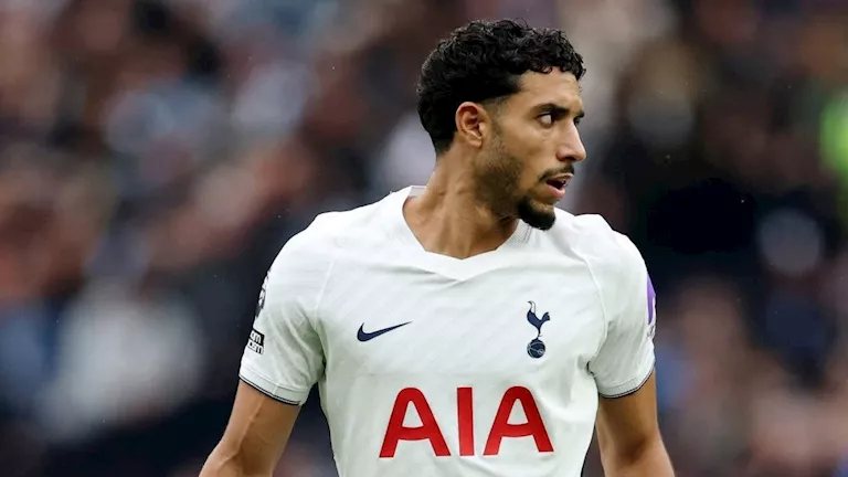 تفاصيل مباراة توتنهام وكريستال بالاس بالدوري وموقف عمر مرموش