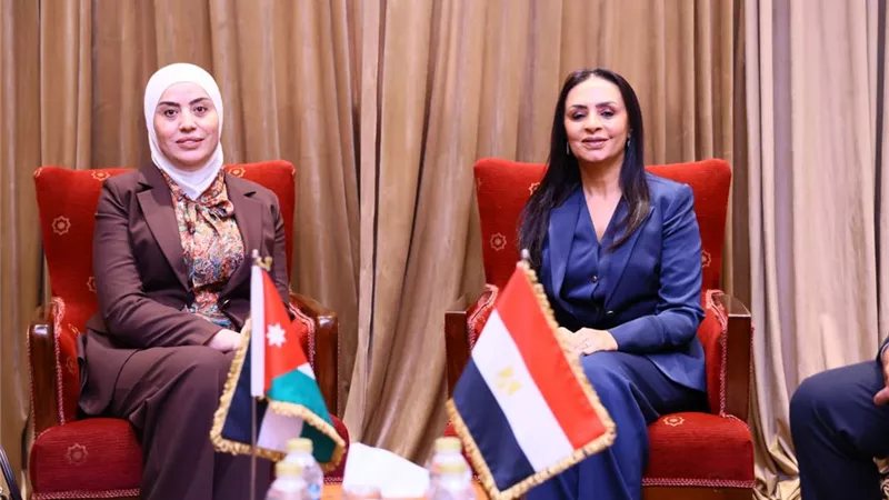 وزيرة التضامن الاجتماعي تلتقي نظيرتها الأردنية لبحث تعزيز التعاون في مجالات العمل الاجتماعي العربي المشترك