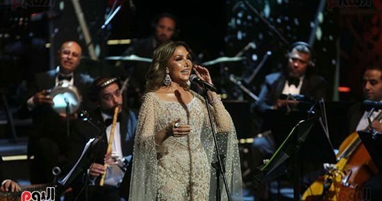 نادية مصطفى تتألق بأجمل أغانيها فى مهرجان الموسيقى العربية بدار الأوبرا