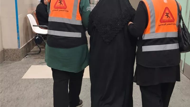التضامن الاجتماعي: التدخل السريع ببورسعيد ينقذ مسنة تبلغ 78 عامًا ويوفر لها مأوى آمنًا بإحدى دور الرعاية
