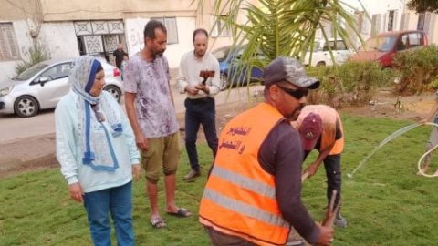 محافظ الإسماعيلية يوقف إنشاء برج لتقوية المحمول ويأمر بإعادة حديقة إلى طبيعتها