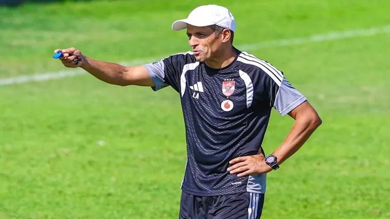 "الجمهور على رأسنا".. عموتة يعلق على مطالب إقالته بعد فوز الأهلي على مودرن