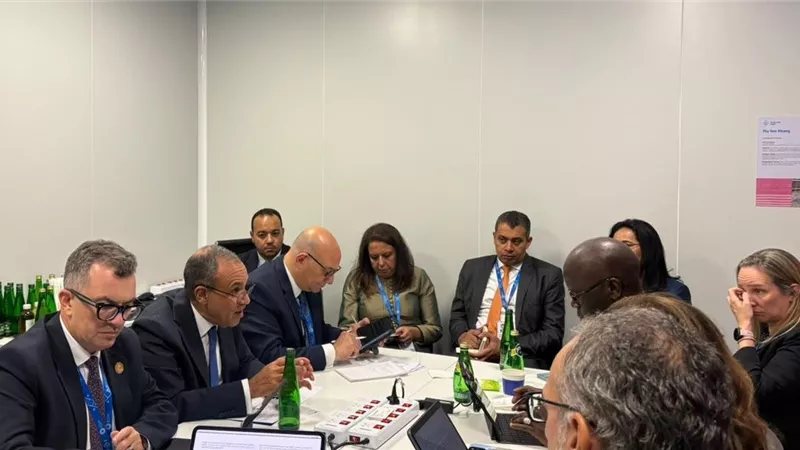 وزير الخارجية يلتقي نائب رئيس البنك الدولي لمنطقة الشرق الأوسط وشمال إفريقيا