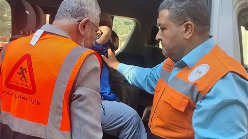 التضامن الاجتماعي تنقل شابًا من ذوي الإعاقة إلى إحدى دور الرعاية بالغربية استجابةً لطلب والده الثمانيني