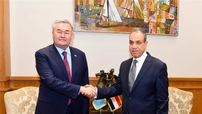 وزيرا خارجية مصر وكازاخستان يعقدان محادثات ثنائية في القاهرة