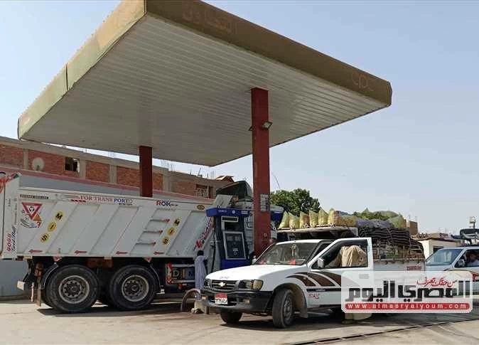 أسعار البنزين والسولار في مصر.. مسؤول بترولي سابق يكشف تأثير الديزل الروسي على قرار التسعير