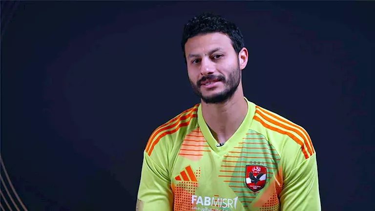 تفاصيل جلسة محمد الشناوي مع لاعبي الأهلي قبل مواجهة الزمالك