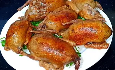 أكله غالية أوي.. طريقة عمل الحمام بالفريك متسبك وطري